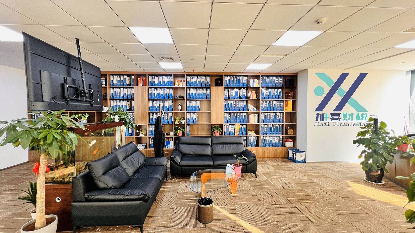 Конкретные меры по открытию финансового сектора (банки, ценные бумаги, страхование) для иностранного капитала  