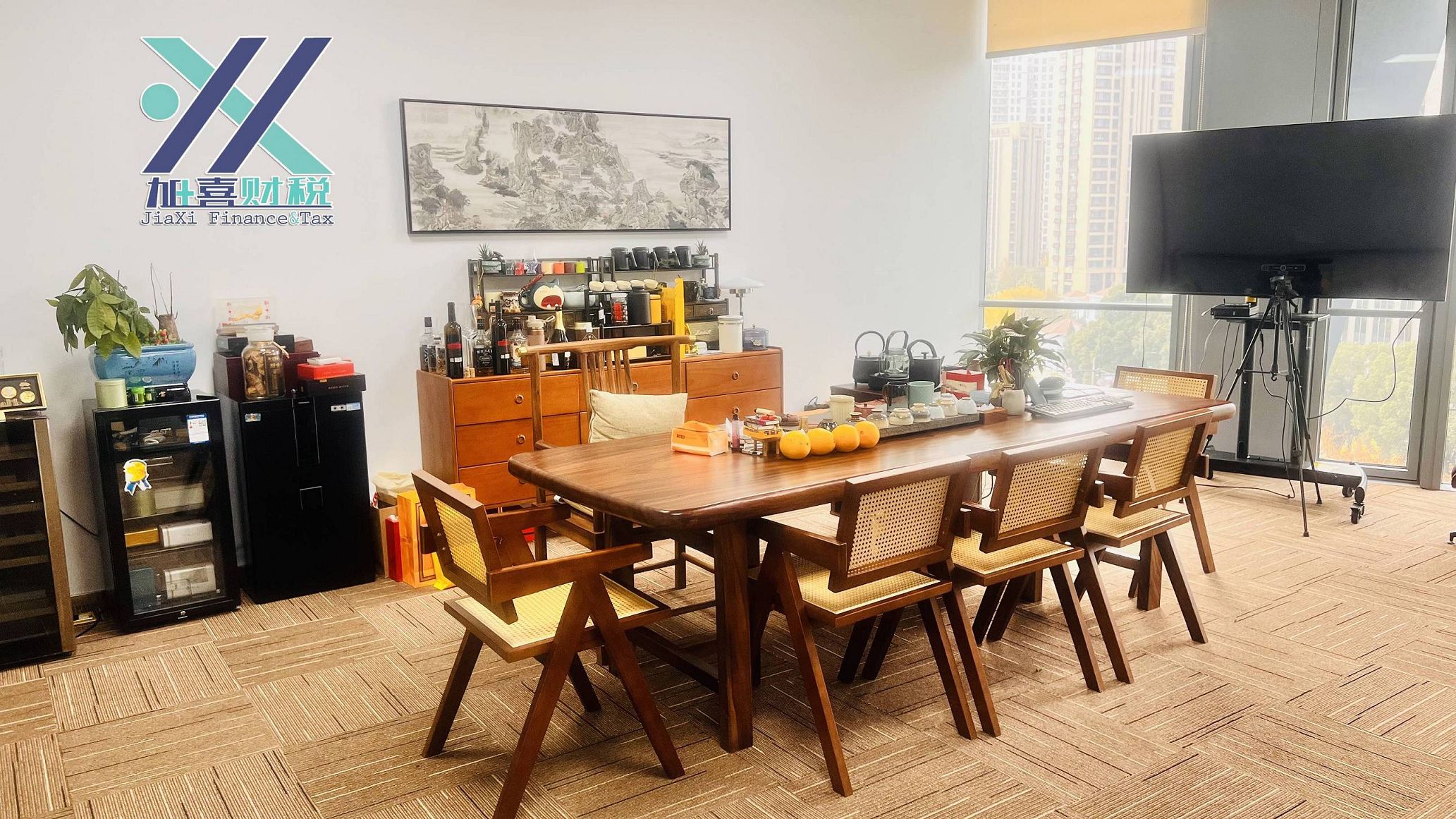 В каких отраслях полностью запрещено участие иностранного капитала  